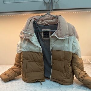 Abercrombie & Fitch Colorblock Puffer Jacket in Tan, Ivory & Blush